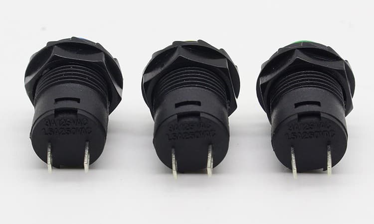 Boton Pulsador con bloqueo 12mm SPST