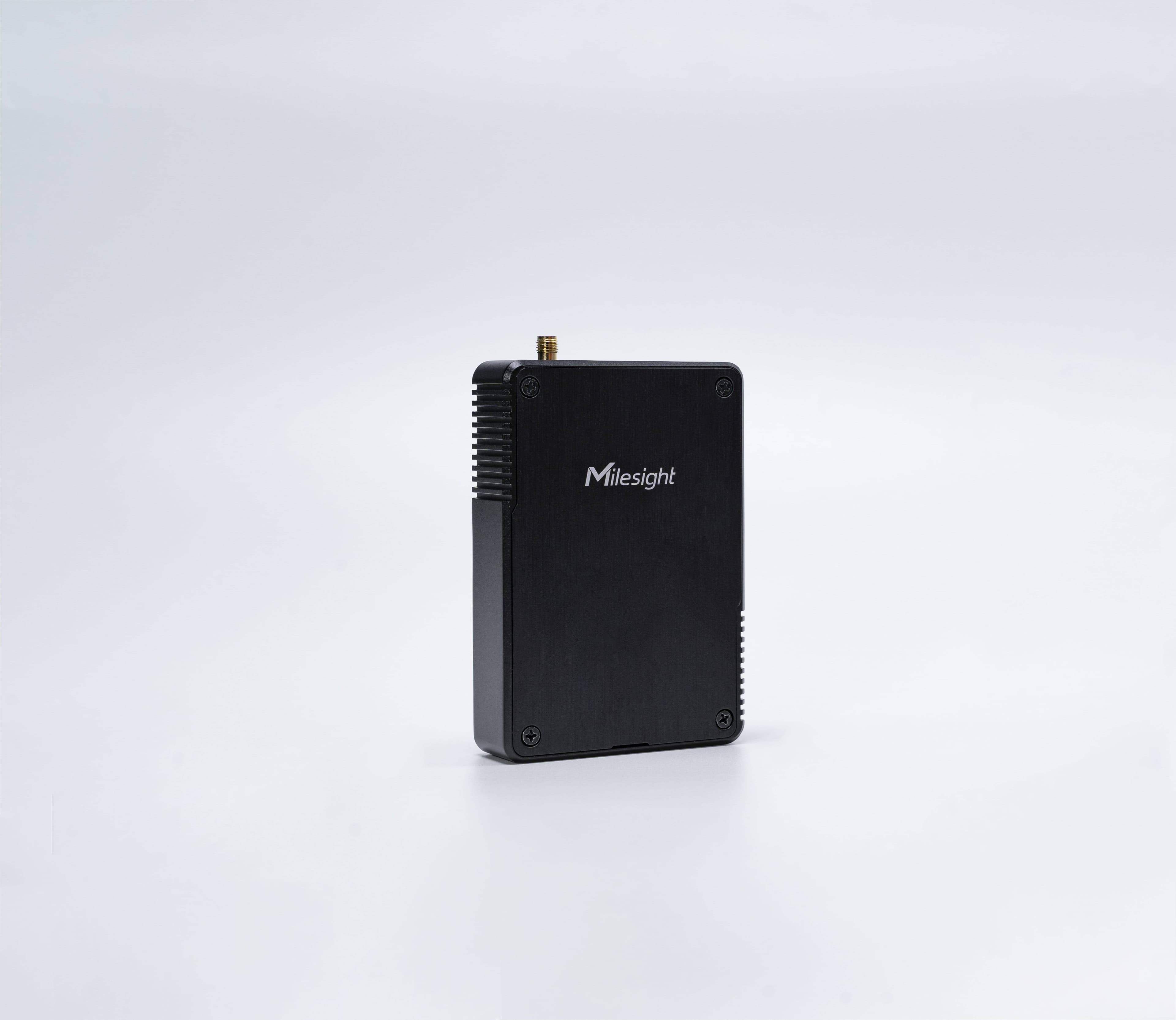Gateway Industrial UG56 LoRaWAN