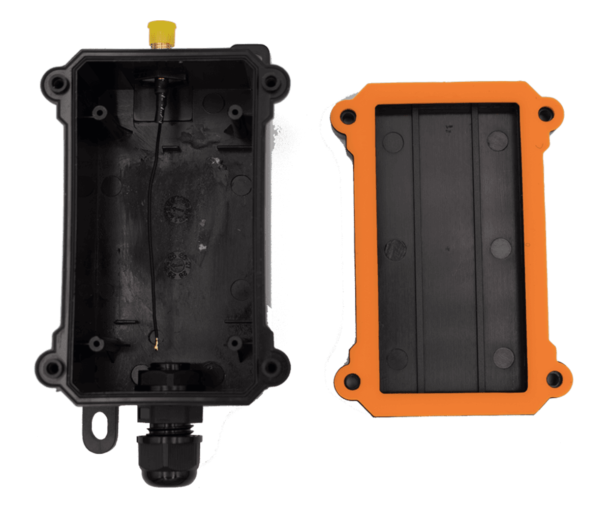 Carcasa Con cable RP-SMA y prensa estopa  IP67